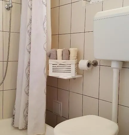 公寓 In With Terrace, Air Conditioning, Wi-fi, Dishwasher