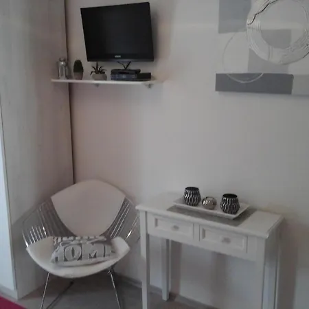 In With Terrace, Air Conditioning, Wi-fi, Dishwasher 赫瓦尔